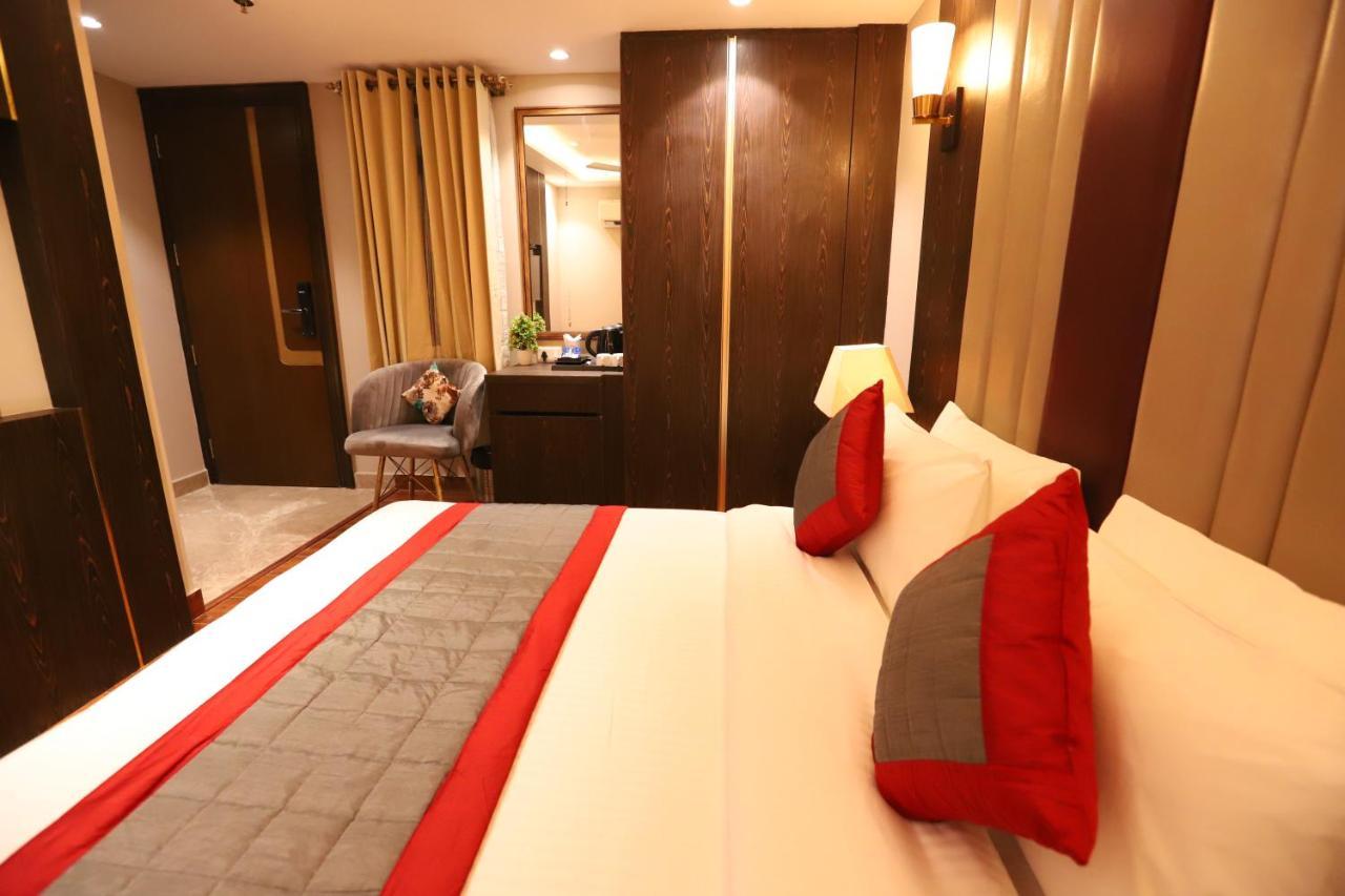 Hotel The Magic Tree - Paharganj New Delhi Eksteriør billede