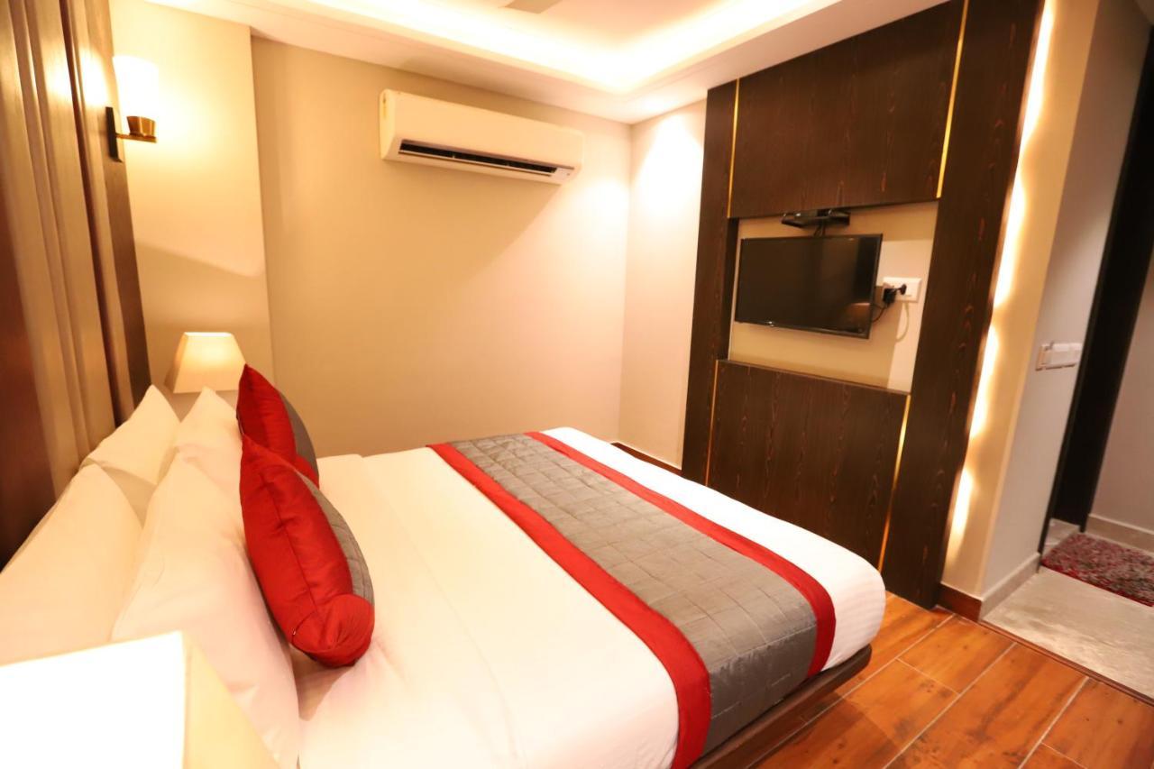 Hotel The Magic Tree - Paharganj New Delhi Eksteriør billede