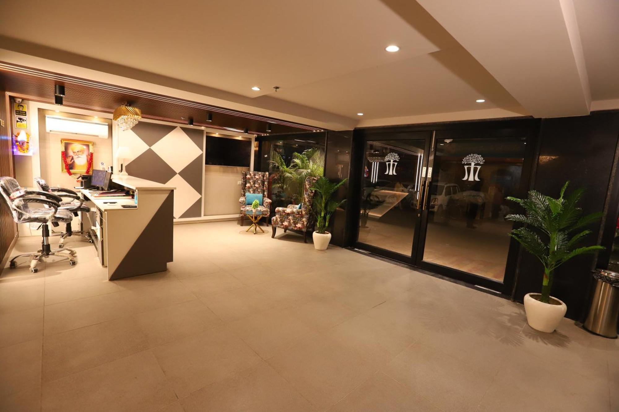 Hotel The Magic Tree - Paharganj New Delhi Eksteriør billede